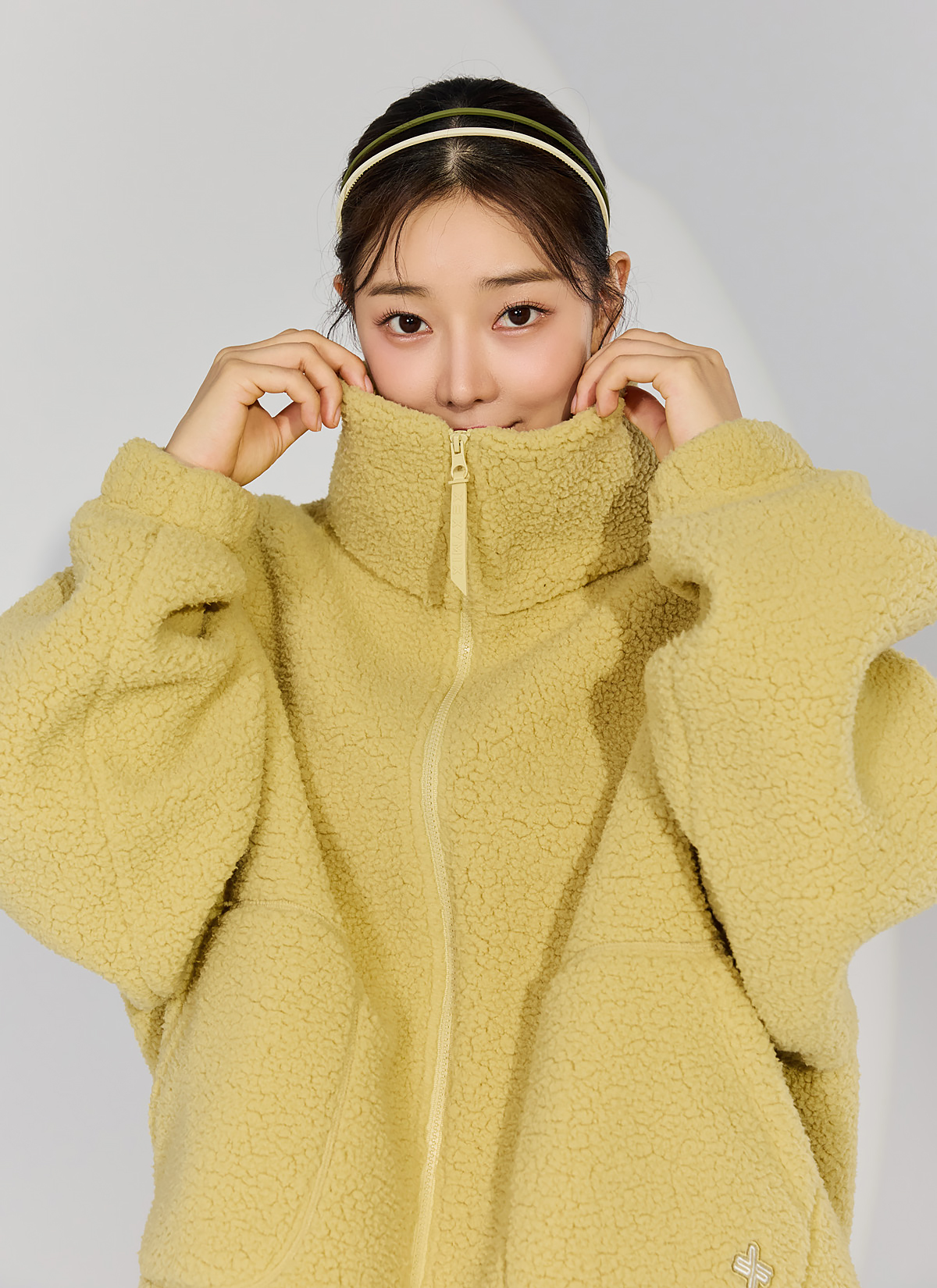 쉐르파 하이넥 점퍼 옐로우팜파스 상세 이미지 16